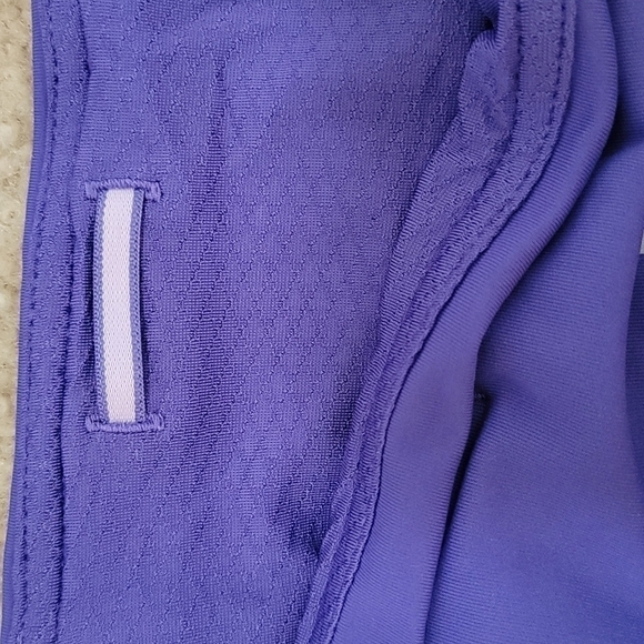 Lululemon | Breezy Crops in Iris Purple Capri Cropped Leggings - Picture 7 of 8